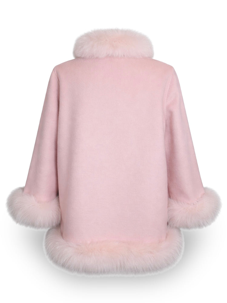 Manteau en laine et renard
