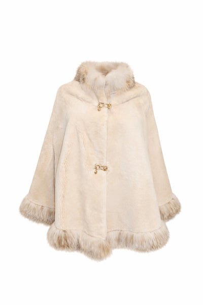 Beaver Cape with Lynx